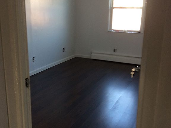 3rd image of 54 Bay 46th St #3