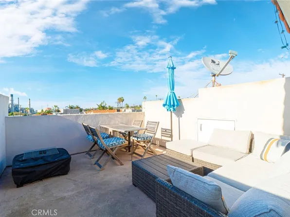 413 N Elena Ave Unit C, Redondo Beach, CA 90277