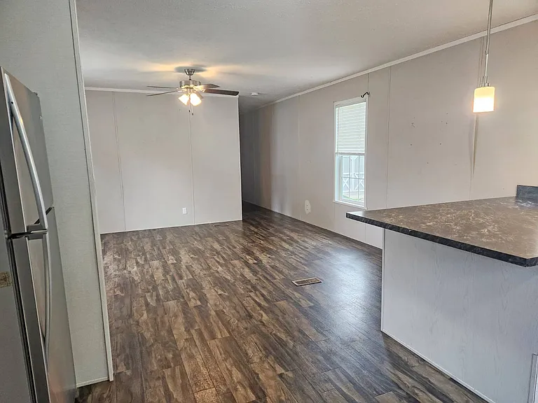 2900 N Apperson Way #12 — Photo 2
