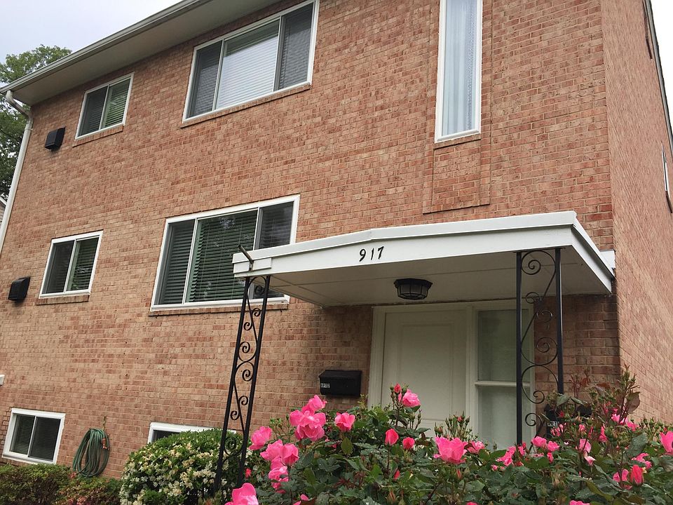 1st image of 917 N Barton St APT 2