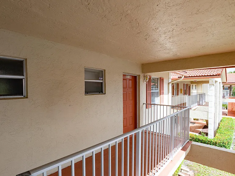 3031 Holiday Springs Blvd #2017 — Photo 2