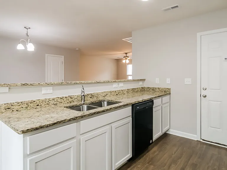 2132 Boulder Ct — Photo 7