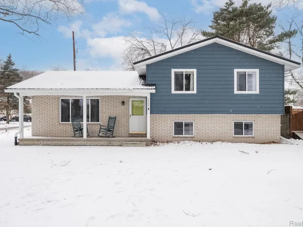 3505 Shenandoah Ave, Port Huron, MI 48060
