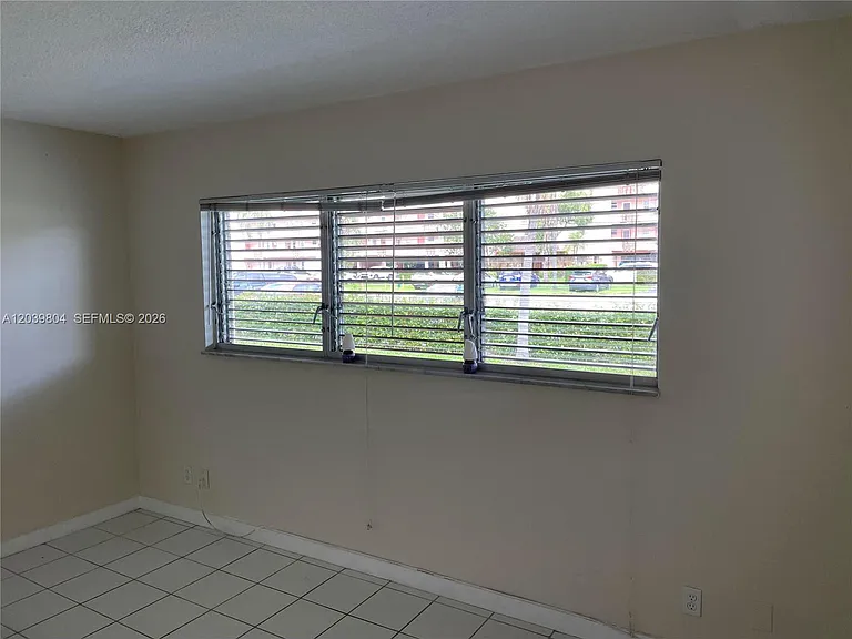 1450 Atlantic Shores Blvd #109 — Photo 16