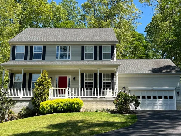 24140 Wheatherby Dr, Hollywood, MD 20636