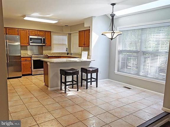 3rd image of 8109 Quarterfield Farms Dr