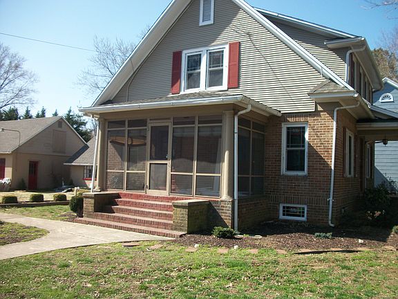 Side screened porch