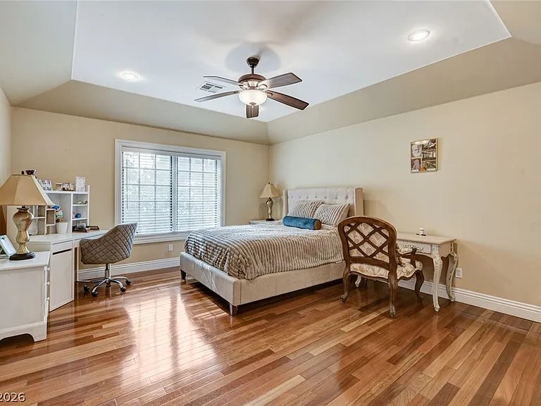 7001 Alamitos Cir — Photo 52