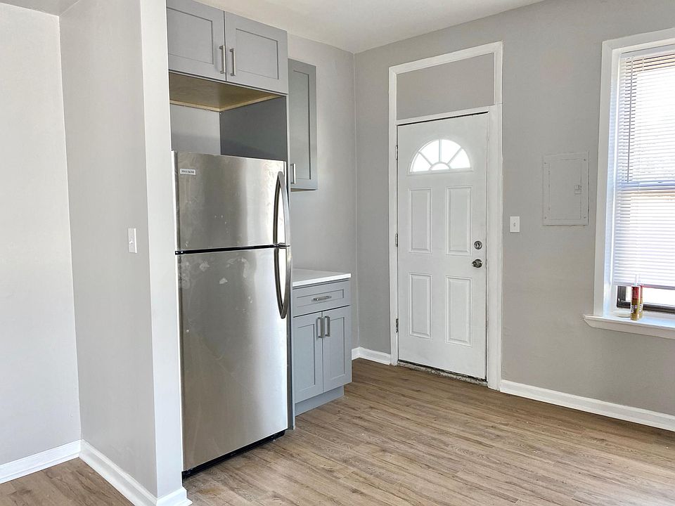 1st image of 4722 N Kedzie Ave #3