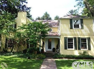 975 Fairfax Ave, Birmingham, MI 48009