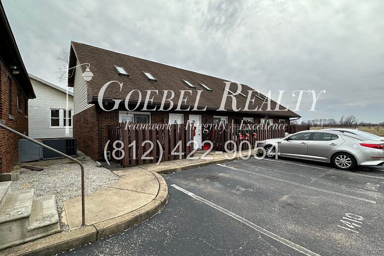 1st image of 1412 N Weinbach Ave #C