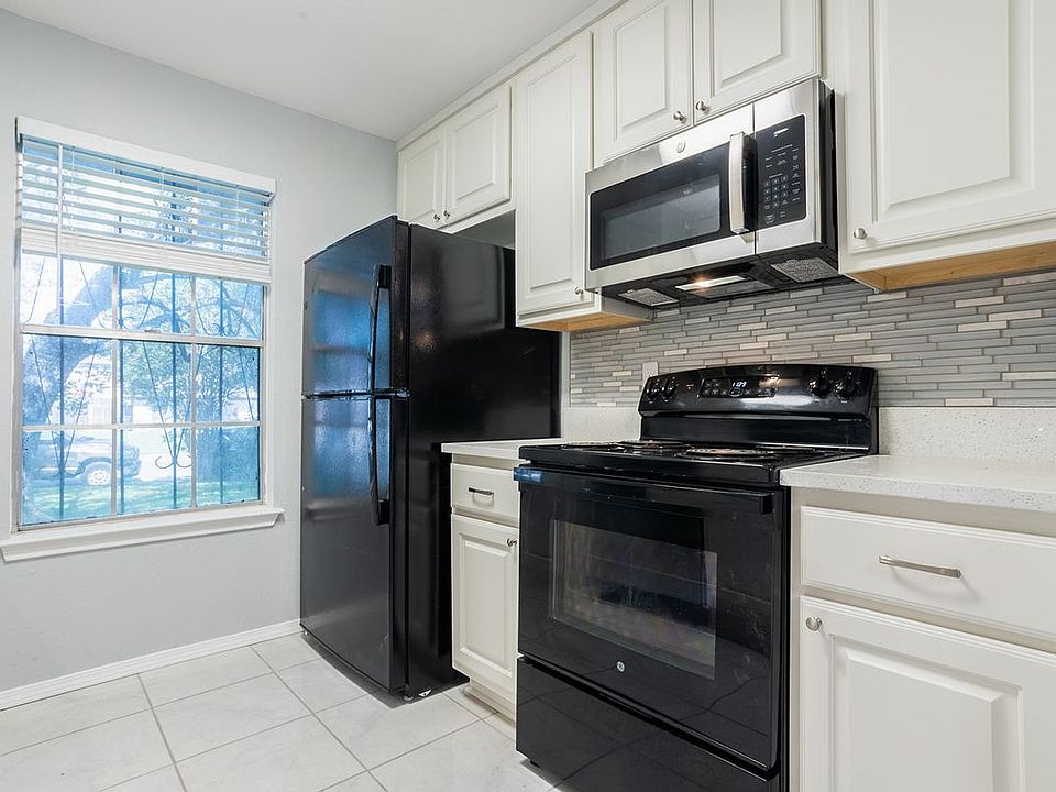 1st image of 5275 Meadow Rise St #5277