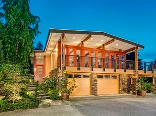 9102 Olympic View Dr, Edmonds, WA 98026