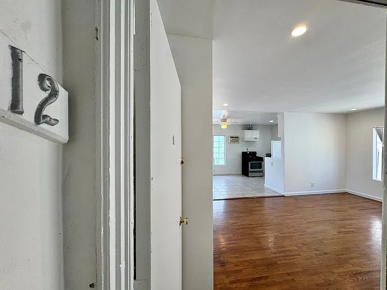 3419 Club Dr — Photo 19