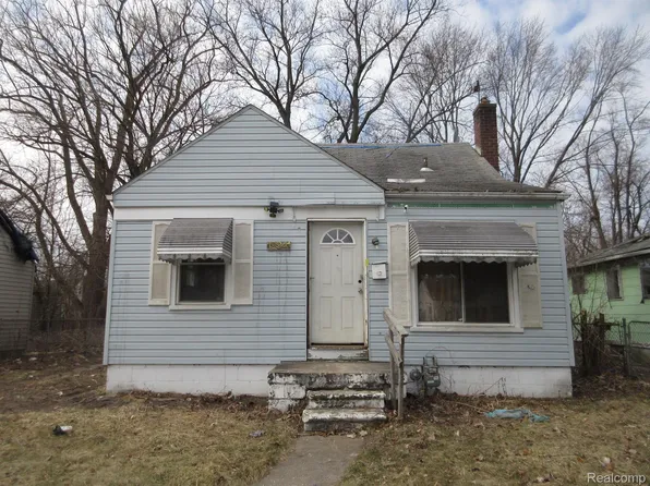 19941 Ashton Ave, Detroit, MI 48219
