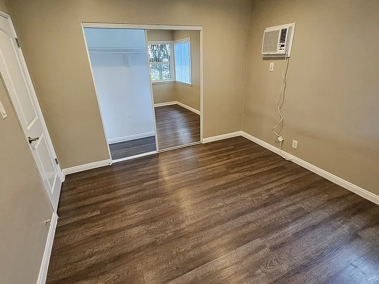 812 N Fuller Ave #812 — Photo 6