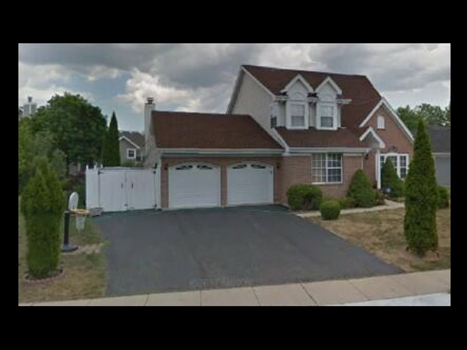 1st image of 321 Little Creek Dr