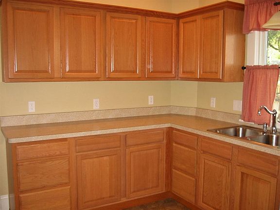 2nd image of 1712 Morton Ave
