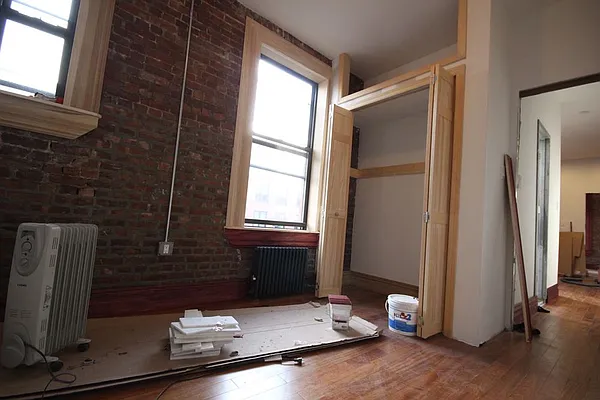Rented by Dynamik Realty | media 41