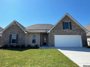 1590 Old Tucson Ave, Zachary, LA 70791