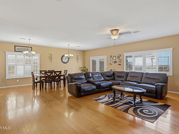 5th image of 616 Myriam Dr