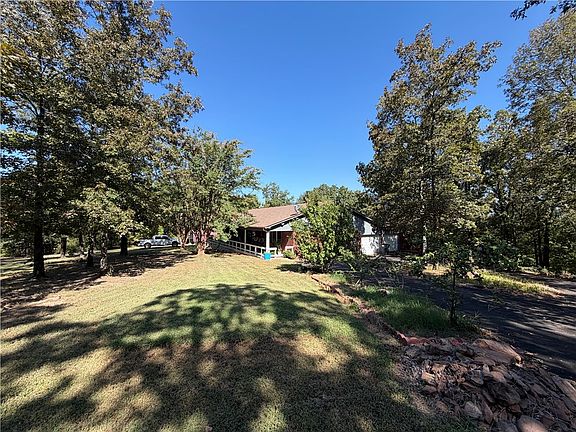 5th image of 707 Ridgeview Ln