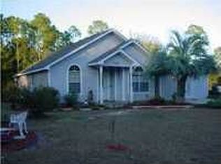 7788 Rustling Pines Dr, Milton, FL 32583