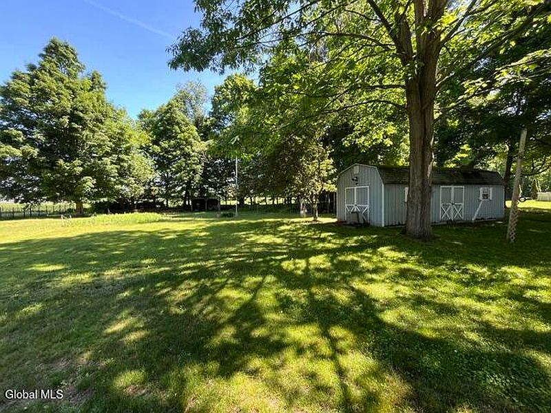4th image of 115 Lowber Road