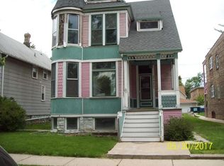2422 Cochran St, Blue Island, IL 60406