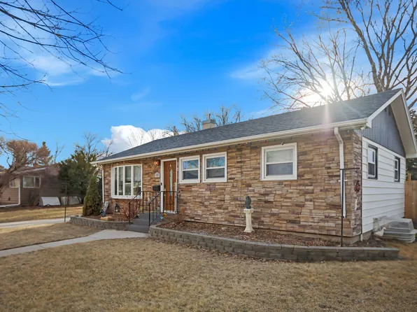 1540 S Lloyd St, Aberdeen, SD 57401
