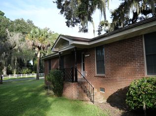 1 Moon River Dr, Savannah, GA 31406