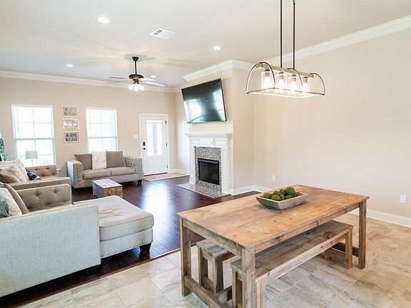 3rd image of 148 Loblolly Pine Dr