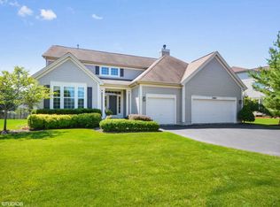 2965 Blanchard Ln, West Chicago, IL