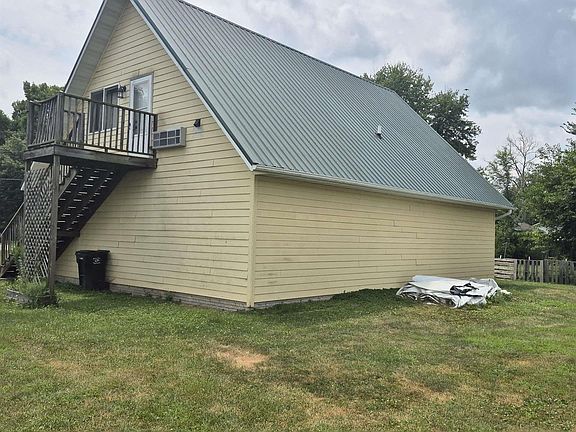3rd image of 1437 Swanson Ave