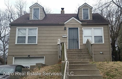 1st image of 5415 Norton Ave