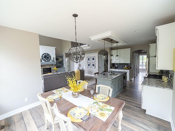 4th image of 4872 Prairie River Dr SE