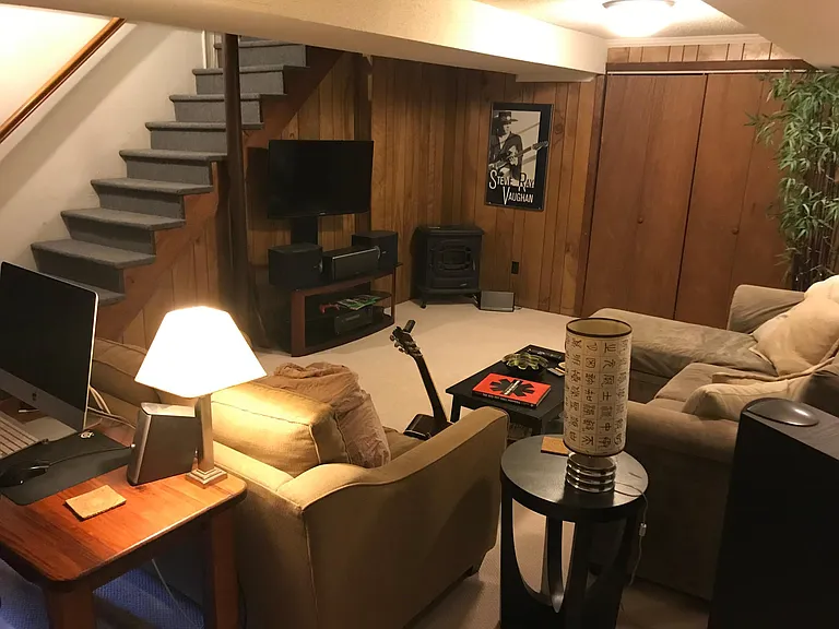 6105 Trinity Rd — Photo 19