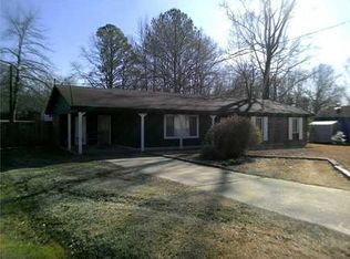 708 Fairground Rd, Kosciusko, MS 39090