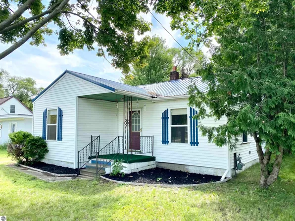 1505 Belnap St, Mount Pleasant, MI 48858