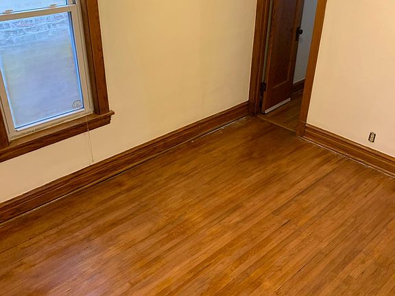 Master Bedroom/Closet