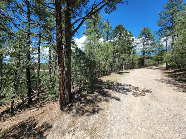 24 Green Shadow Rd, Tijeras, NM 87059