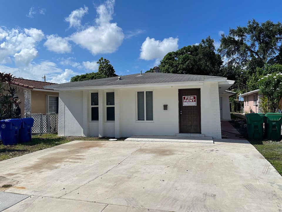 2nd image of 3265 SW 25th Ter #1