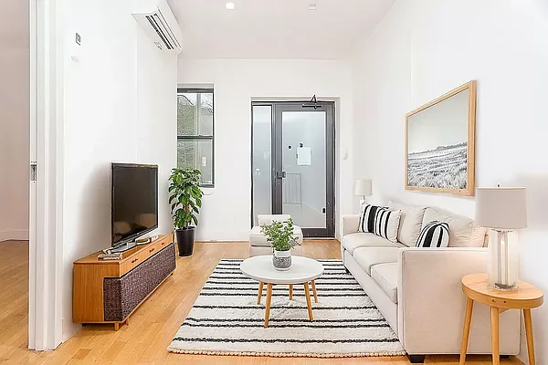 Rented by TorsX Inc | media 2