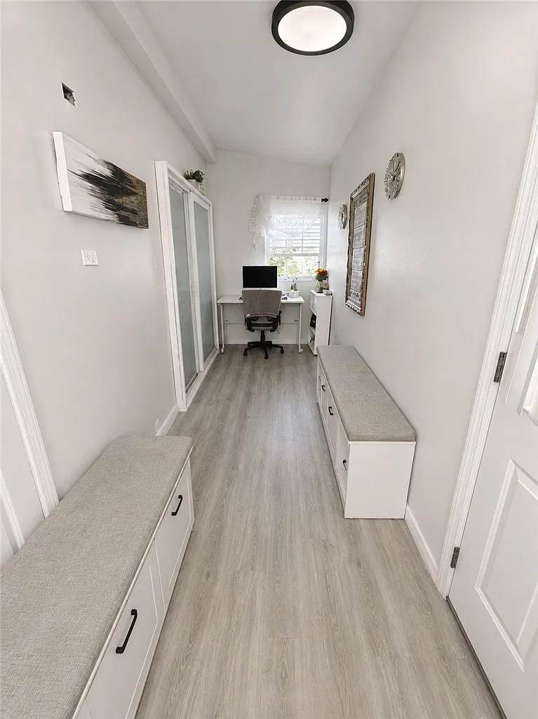 3 bed, 1.5 bath, 1176 sqft, $1,650 — Photo 3