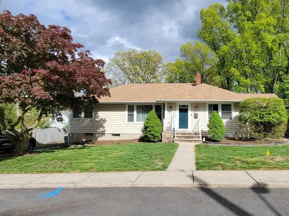 3 Vine St, Waldwick, NJ 07463