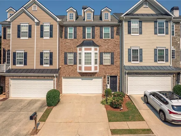 6004 Turfway Park Ct, Sugar Hill, GA 30518