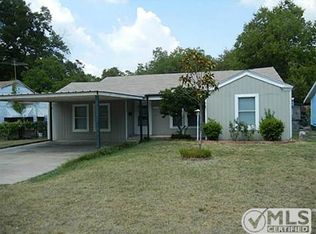 3911 Carnation Ave, Haltom City, TX 76111