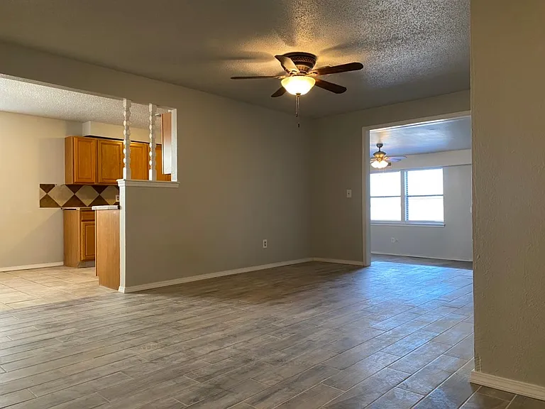 5512 S Karen St — Photo 3