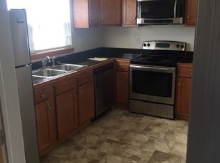 218 Beech Ave, Oak Hill, WV 25901