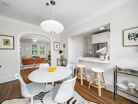 5th image of 2814 Peachtree Rd NW #11